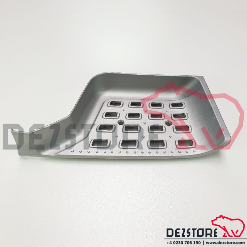 DEZSTORE - Talpa scara dreapta DAF CF Euro 6 - cod OEM: 1945874