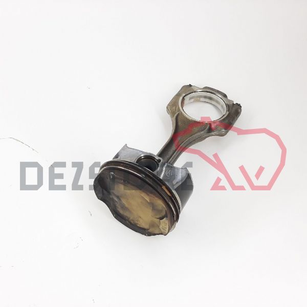Piston + biela BMW M850IX