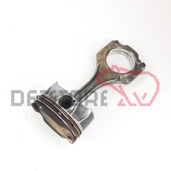 Piston + biela BMW M850IX