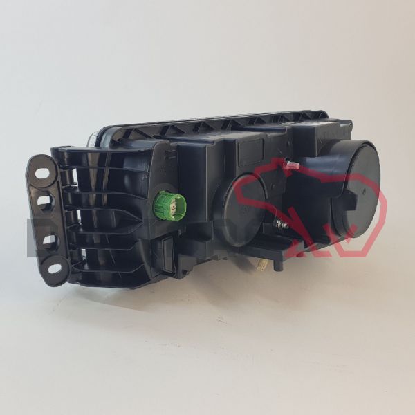 Far dreapta Iveco Stralis