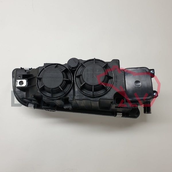 Proiector ceata stanga MAN TGX