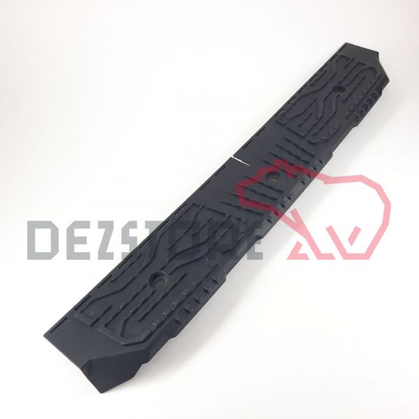 Ornament treapta inferioara bara fata MAN TGS 3