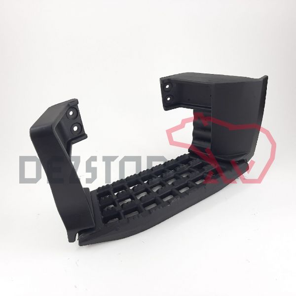 Scara mica stanga Mercedes Arocs