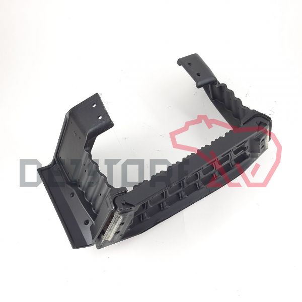 Scara mica stanga Mercedes Arocs