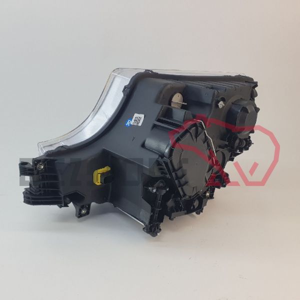 Far dreapta Mercedes Actros MP4