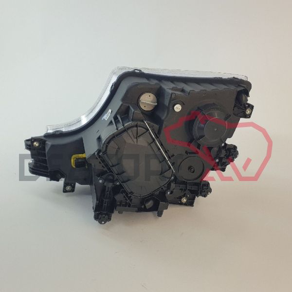 Far dreapta Mercedes Actros MP4