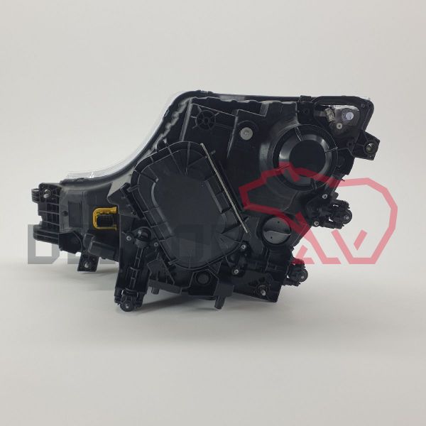 Far dreapta Mercedes Actros MP4