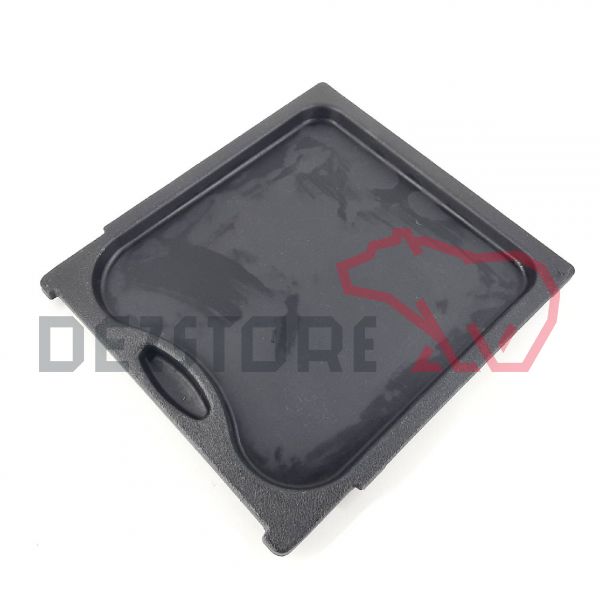 Tavita depozitare cabina Mercedes Actros MP4