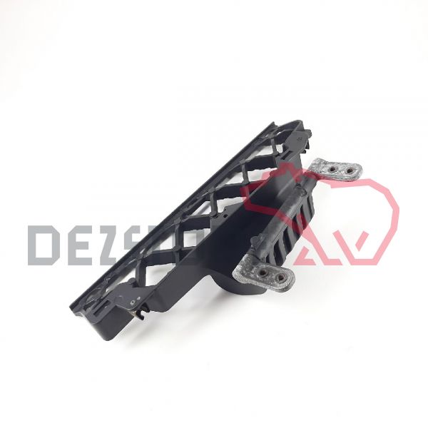 Scara acces parbriz dreapta Mercedes Actros MP4