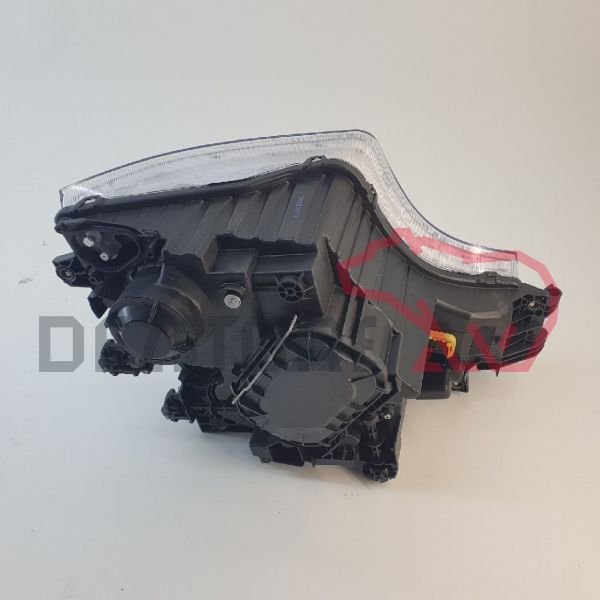 Far stanga Mercedes Actros MP4