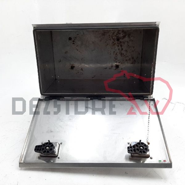 Lada scule metal daken
