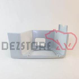 81615100802 Scara mica dreapta MAN TGX | RAL 9010